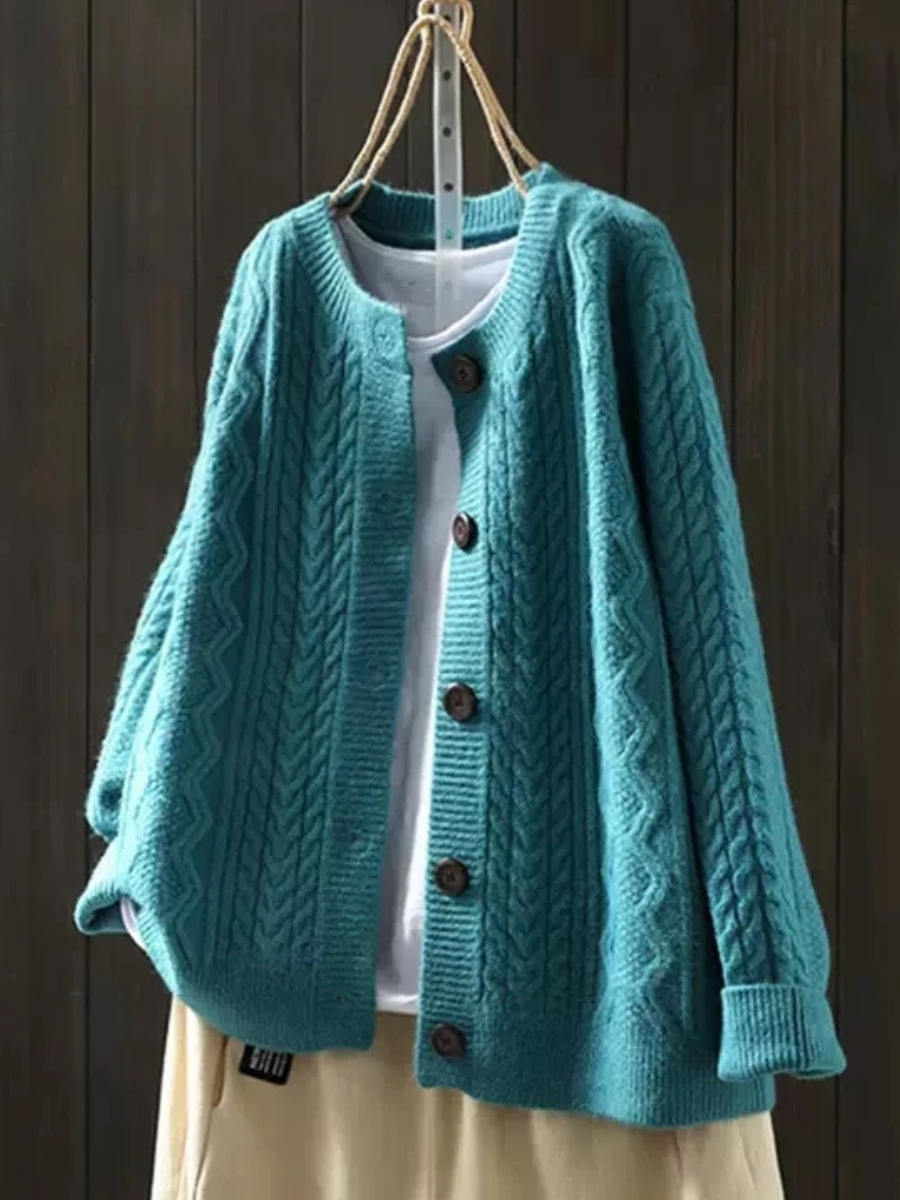 Lorena - Comfortable Cable Cardigan