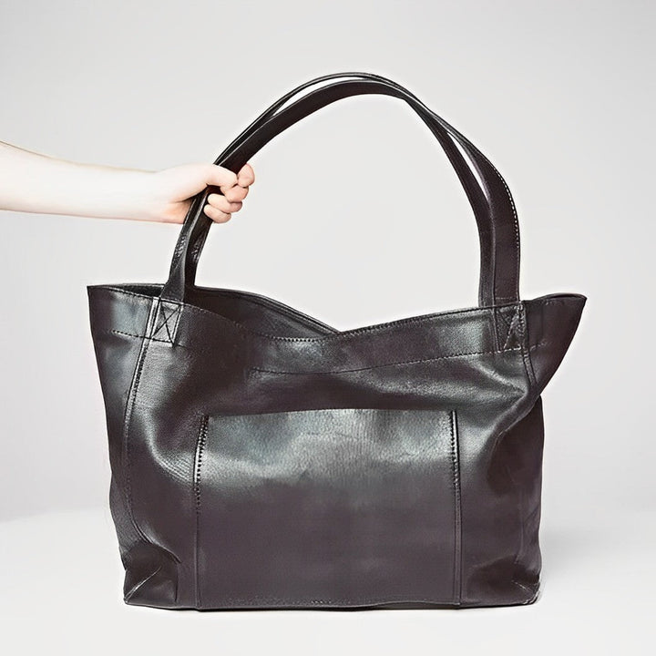 Clara | Timeless Handbag with Ample Storage