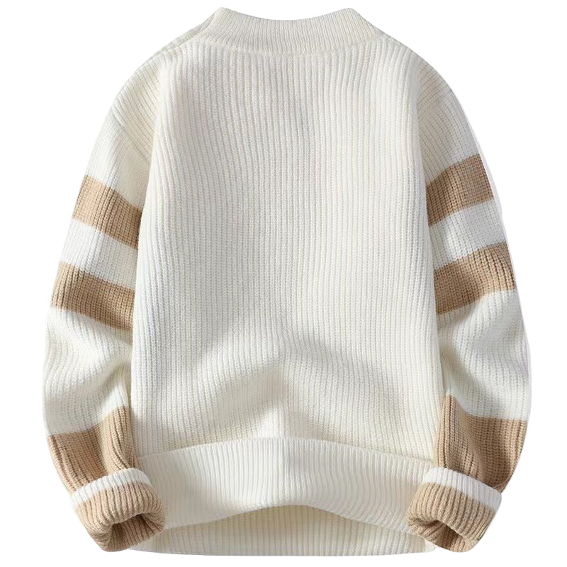 Hilmar – Fitted Sweater with Round Neck