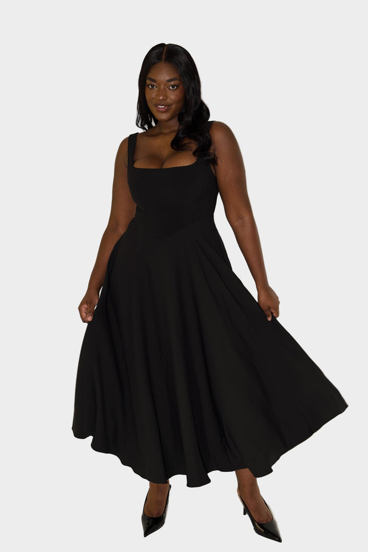 Timeless Airy Midi Dress with Elegant Lines and Natural Movement