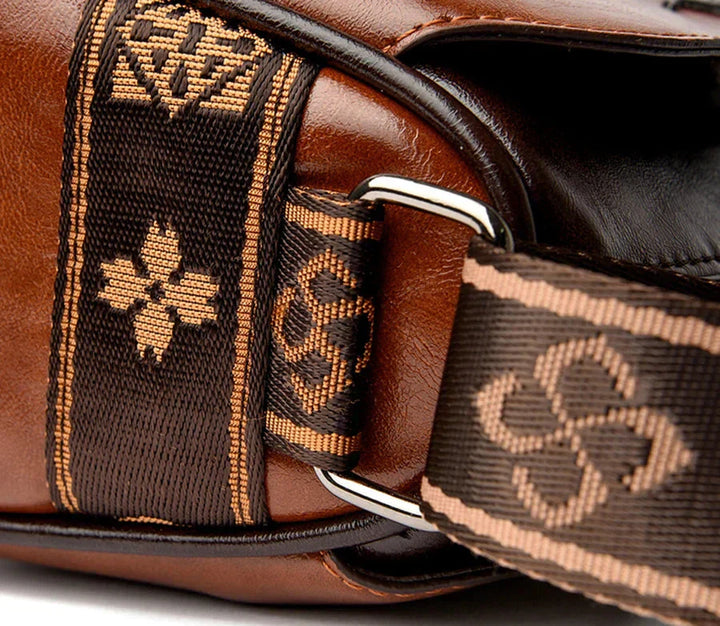 Aria | Chic Crossbody Bag with Adjustable Strap